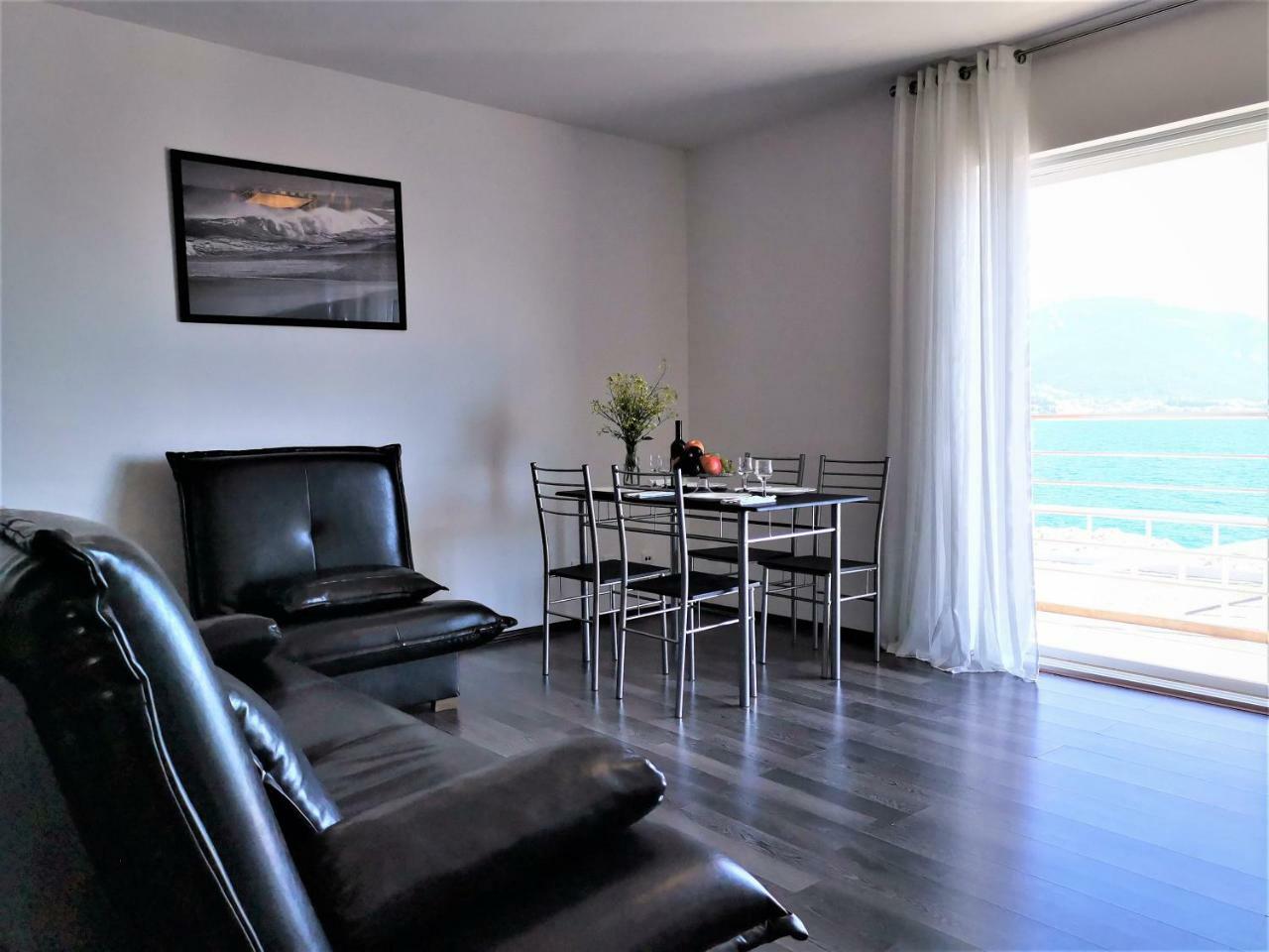 Apartments Apple Cat Montenegro Ko Bijela Exteriör bild