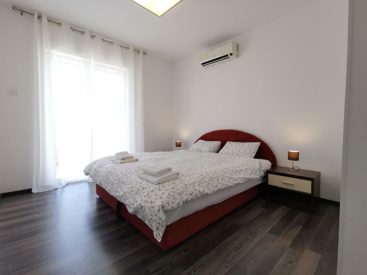 Apartments Apple Cat Montenegro Ko Bijela Exteriör bild